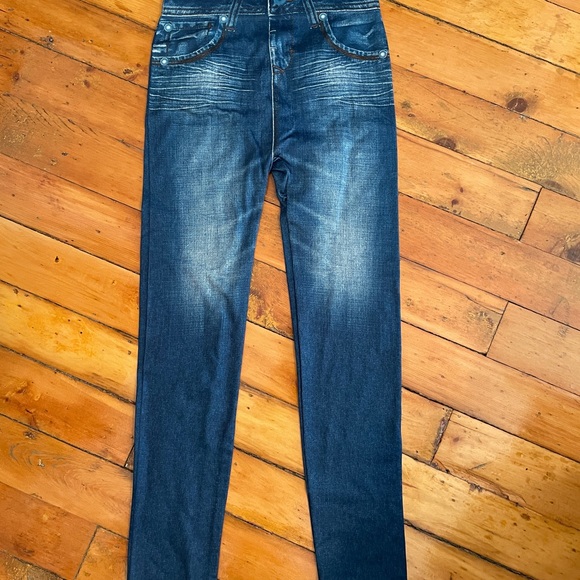 Thermal Jean Styled Leggings - Picture 4 of 4